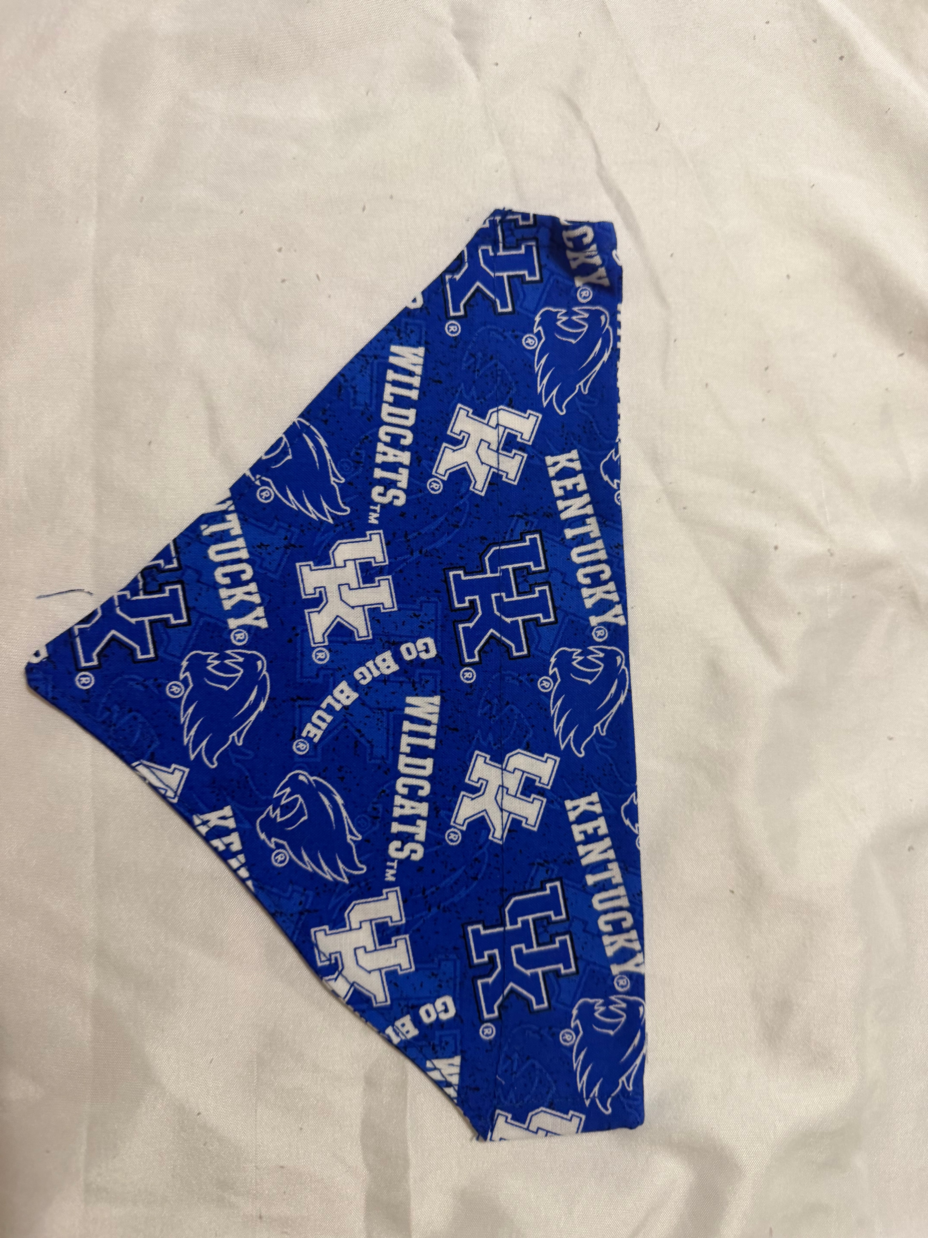 UK Go Big Blue Pet Bandanna – KiMi's Kwilts & Krafts